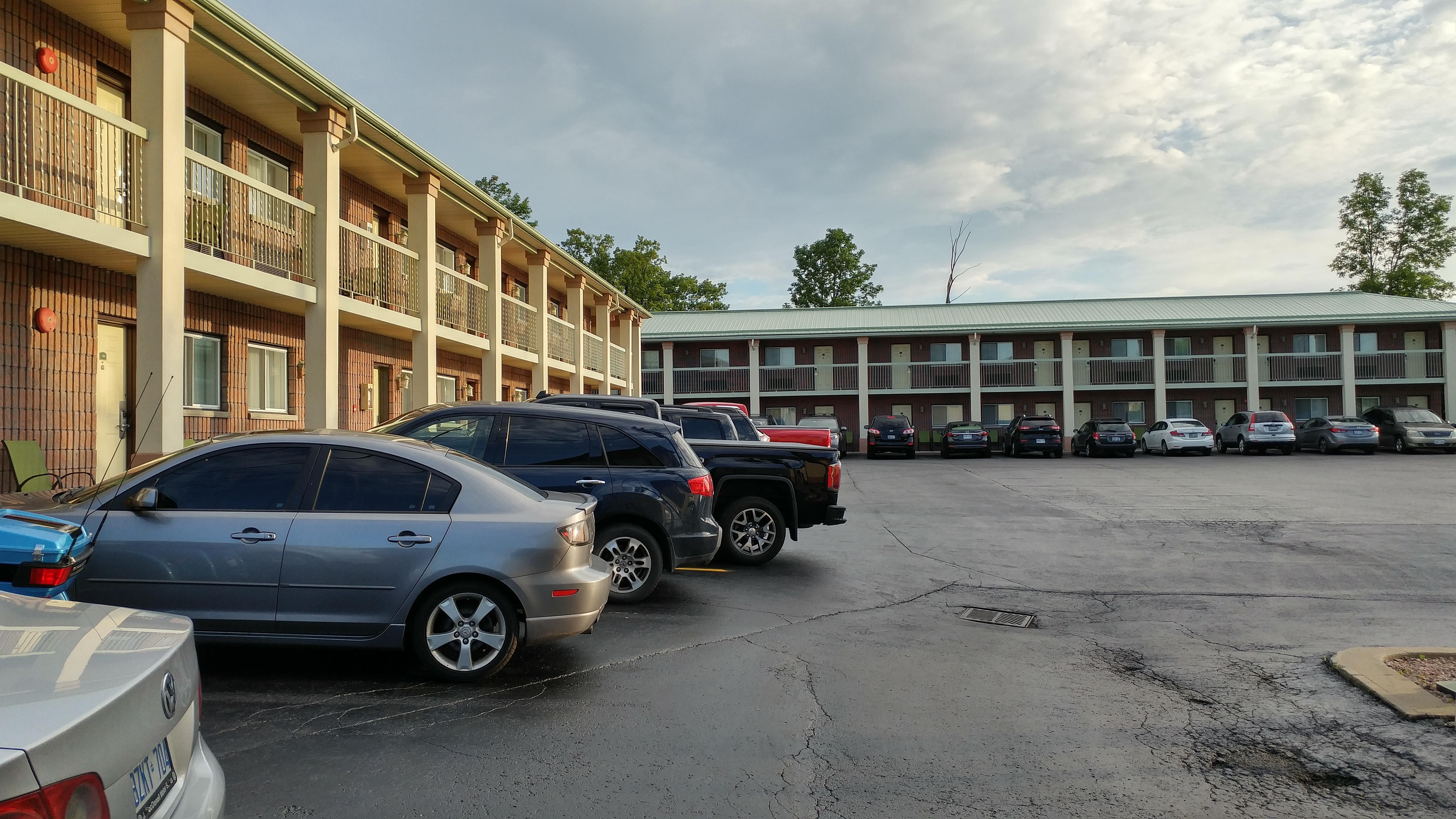 Quality Inn & Suites 1000 Islands Gananoque Exteriör bild